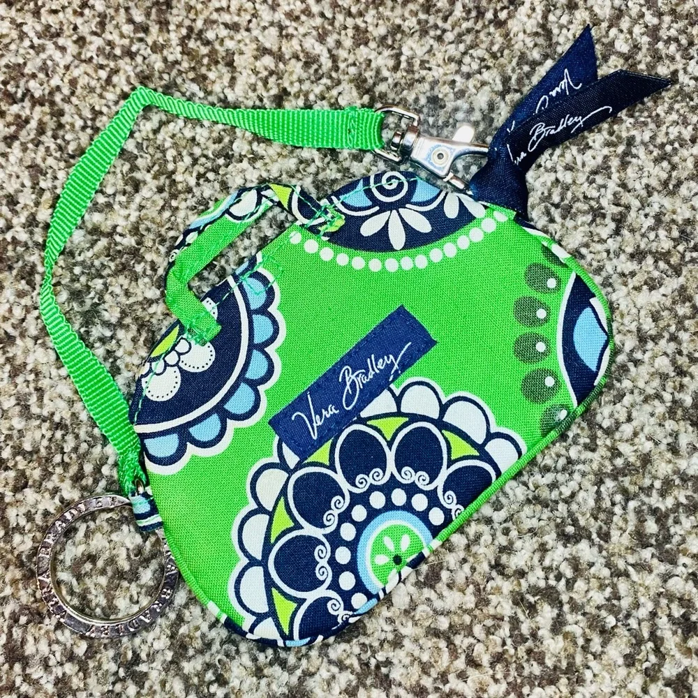 NEW! Vera Bradley Retired Cupcakes Green Luggage Tag